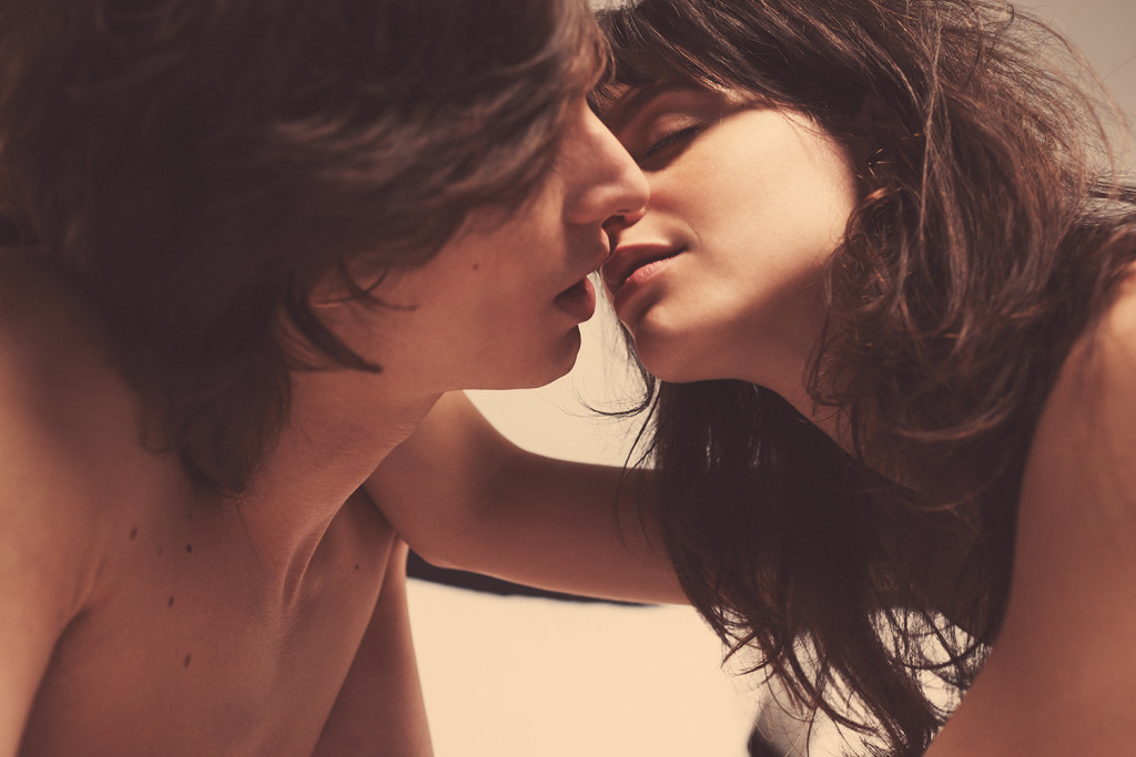 Karen Rosetzsky photography, young love, intimate moments with couples