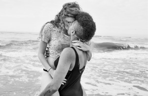 karen rosetzsky young love, women kissing on beach