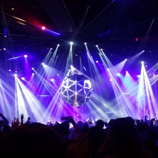 disco ball, laser lights, light show