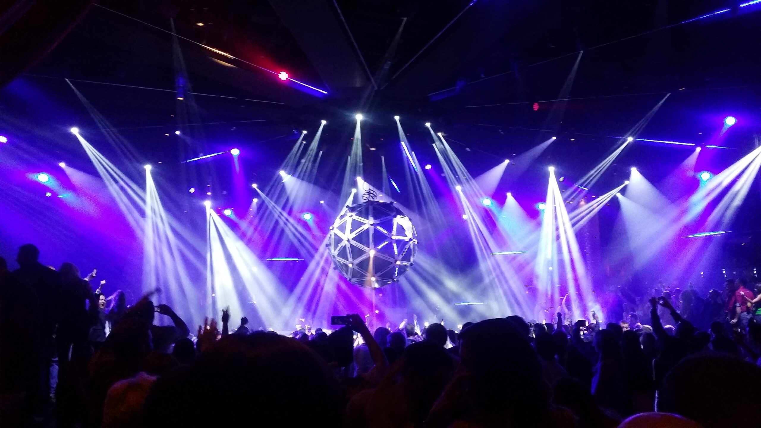disco ball, laser lights, light show