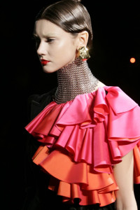 female model, neck choker necklace
