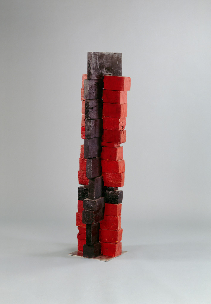 lousie-b-03, Louise Bourgeois sculpture