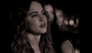 girls with tears, brunette girl