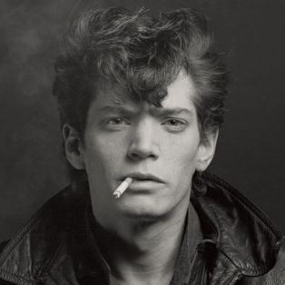 robert mapplethorpe look at the pictures