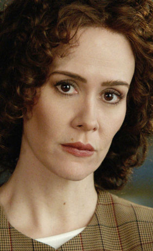 sarah paulson as marcia clark, american crime story