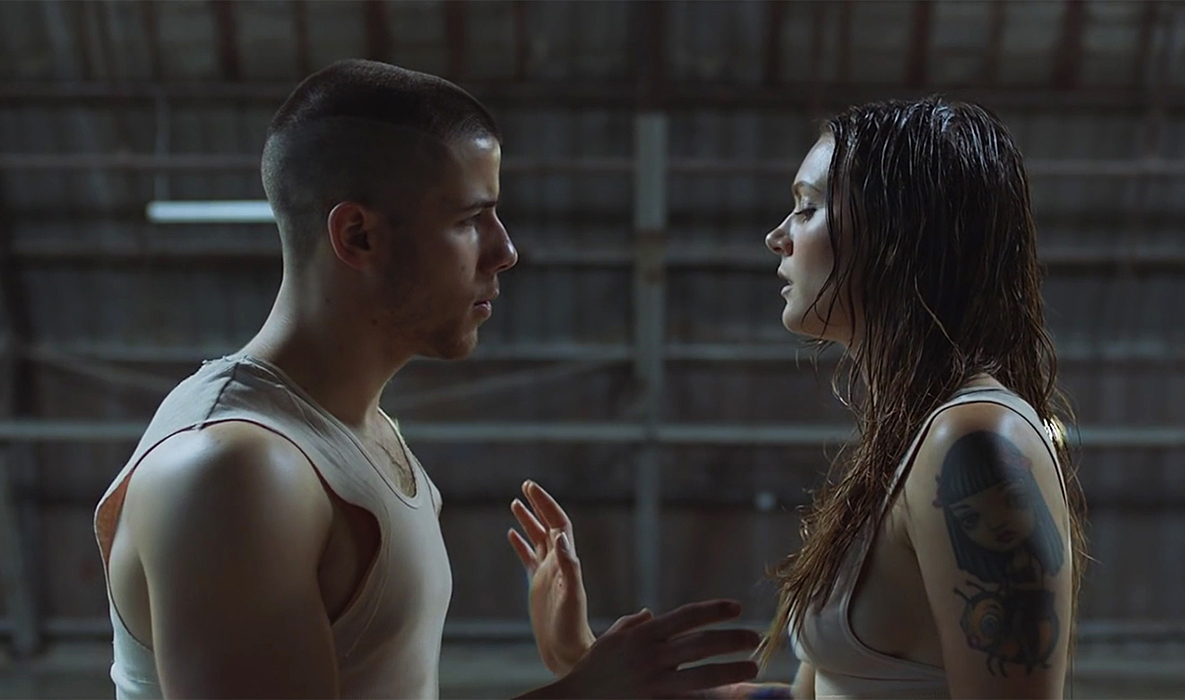 tove lo, nick jonas, close music video