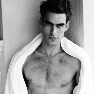 jon kortajarena, mario testino photography towel series