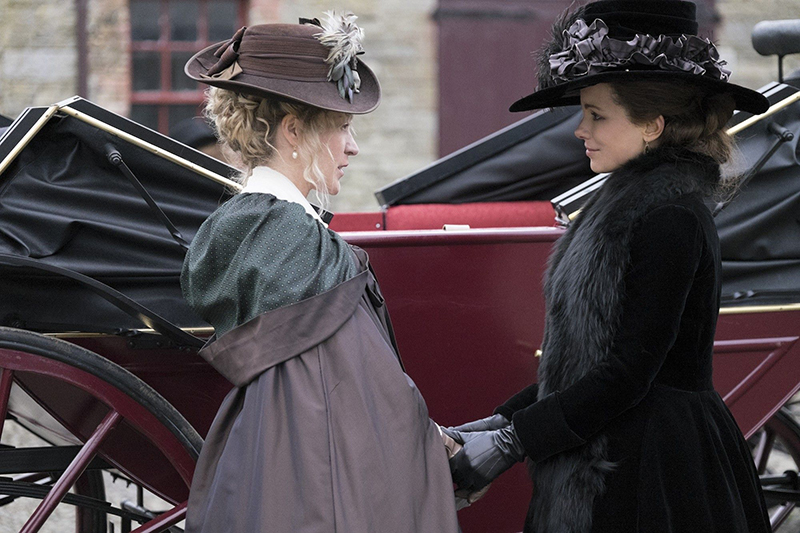 love-friendship01 (2)