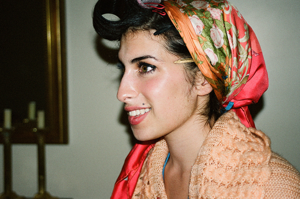  Amy