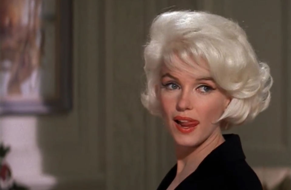 marilyn monroe sticking tongue out, something's gotta give