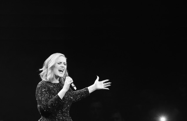 adele singing live for 25 world tour