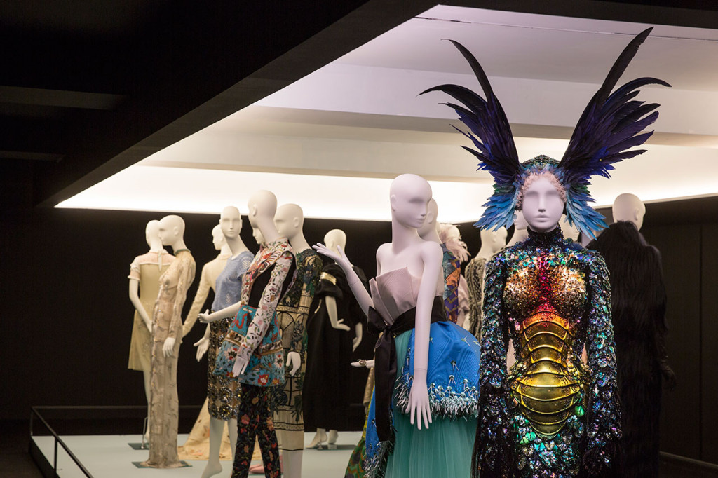 14_f13_haute_a_porter_filep_motwary_modemuseum_hasselt_photo_kristof_vrancken_yatzer