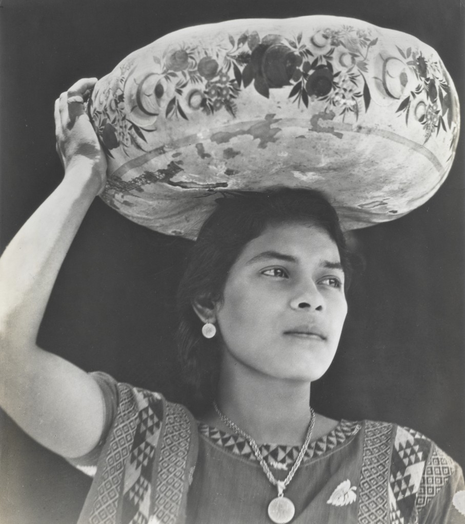 MEX_Image_4_-__Woman_of_Tehuantepec