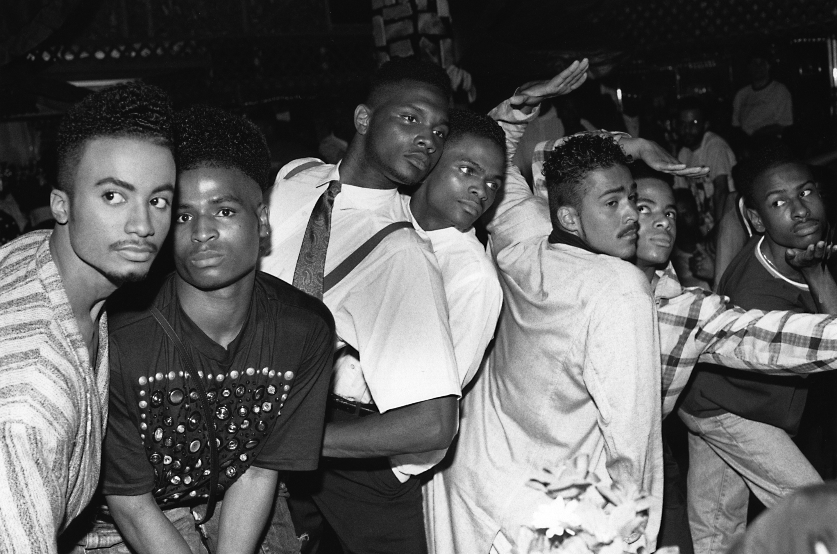 From left: Whitney Elite, Ira Ebony, Stewart and Chris LaBeija, Ian and Jamal Adonis and Ronald Revlon at the House of Jourdan Ball, New Jersey (1989), photo by Chantal Regnault. © Chantal Regnault.