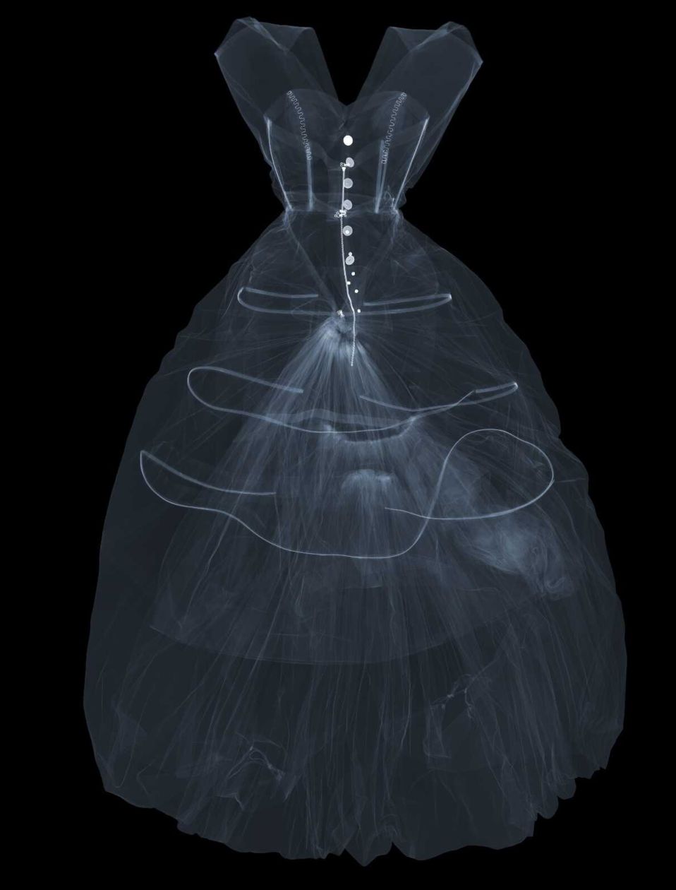 X-ray photographh Balenciaga dresss