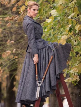 Celine Dion With Shears