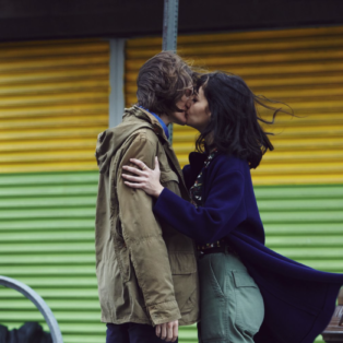 Women Who Kill kissing