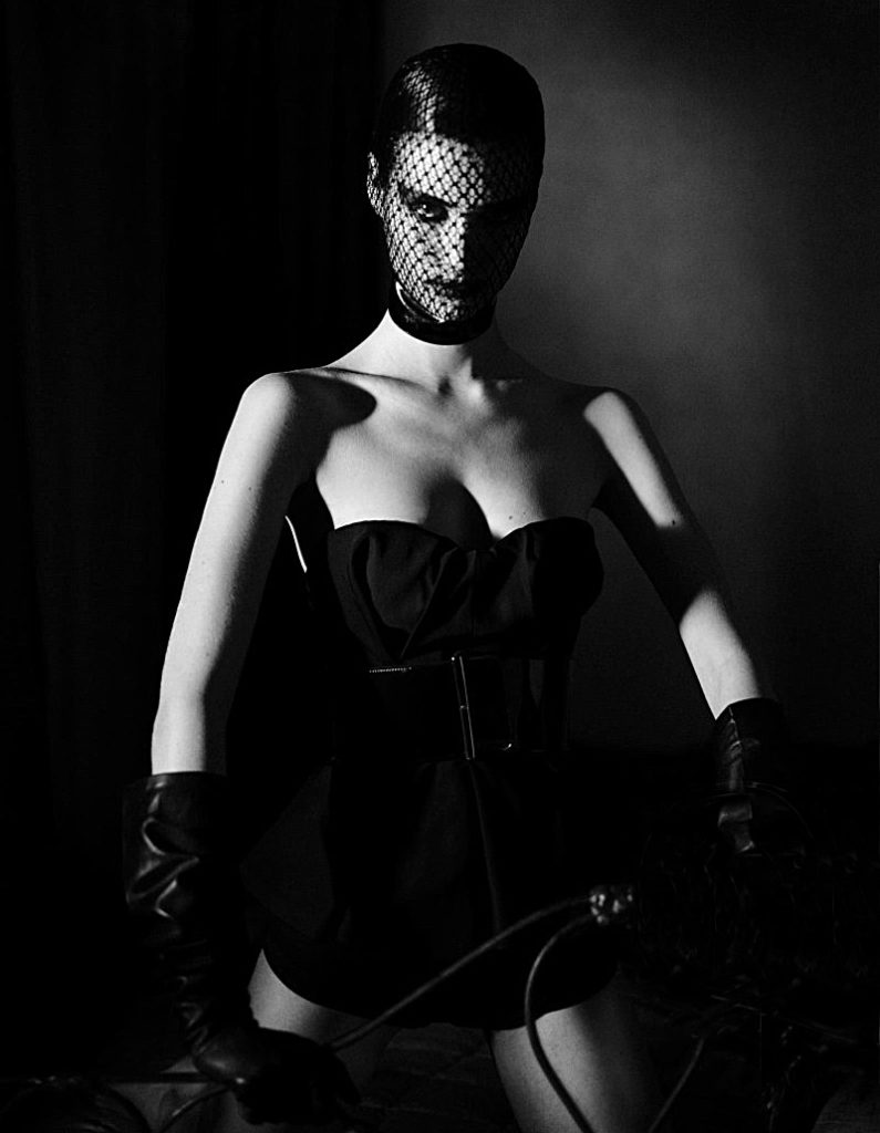 Alexander McQueen S & M Model Image