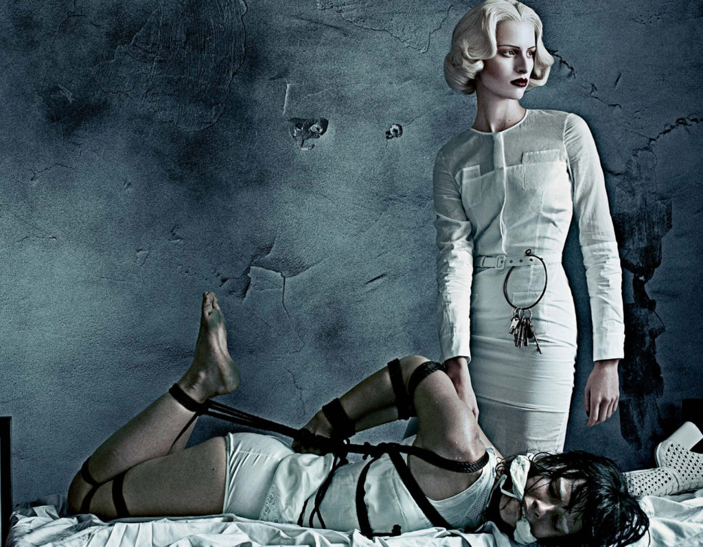 Master & Slave S & M Girl on Girl