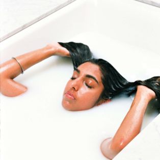 rupi-kaur-milk-and-honey