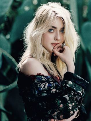 Dakota Fanning Please Stand By