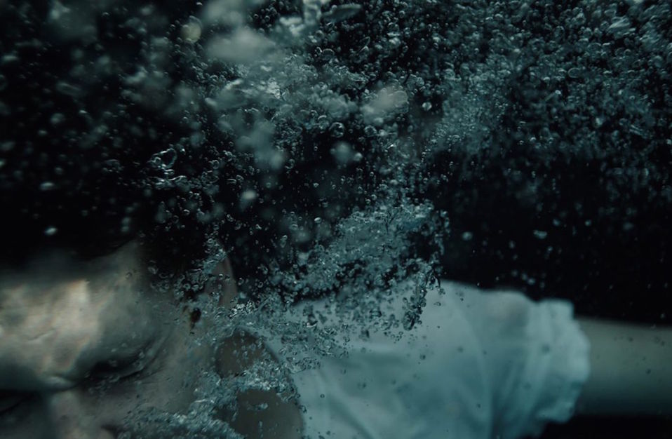 UNDERWATER SHOT