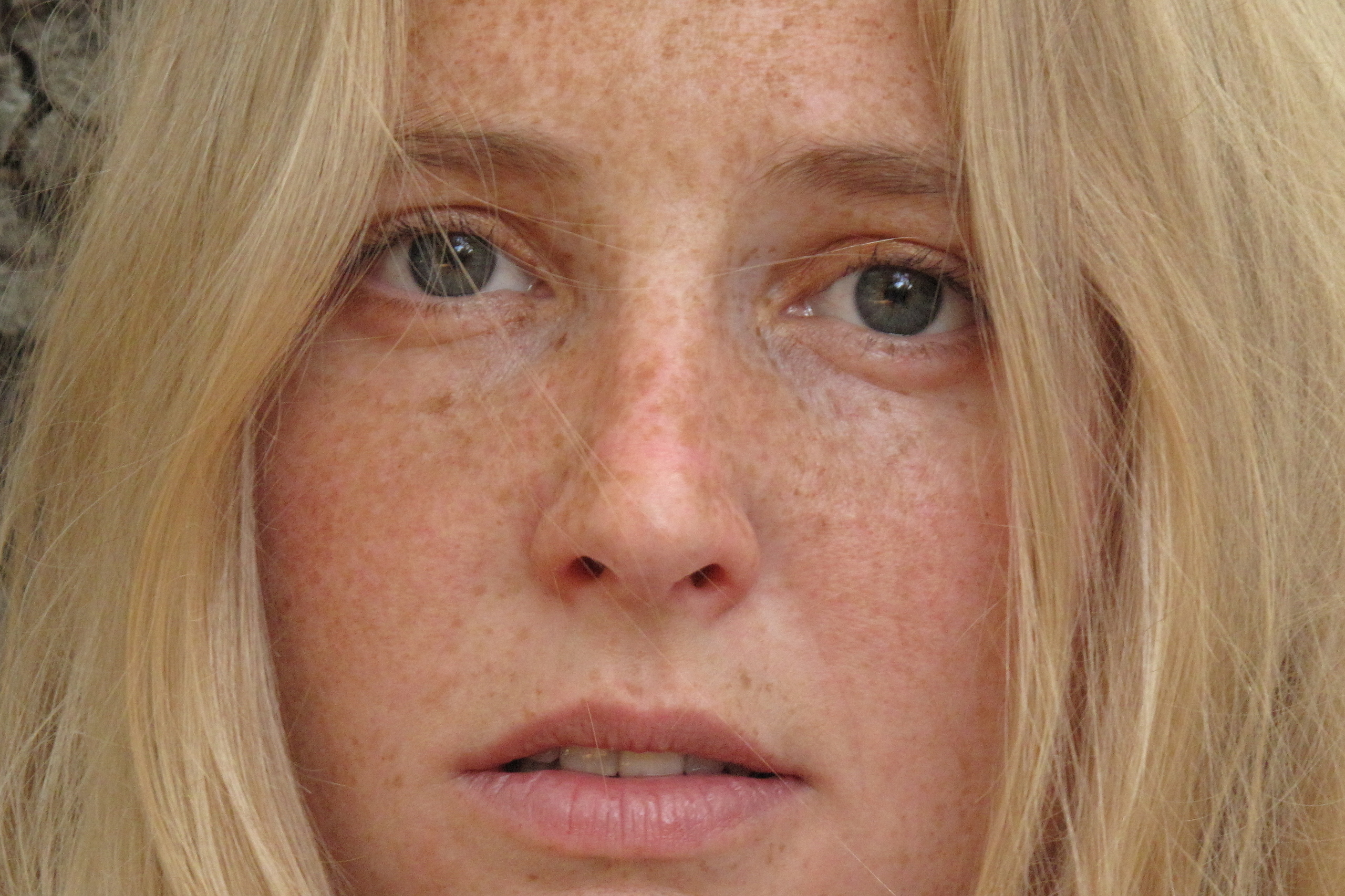 Lissie-Close-Up