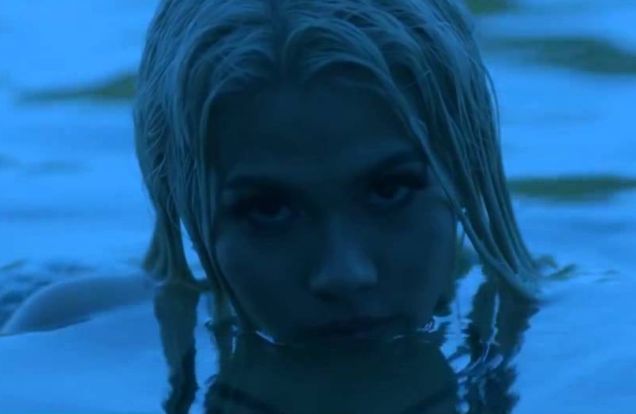 Hayley kiyoko blue water