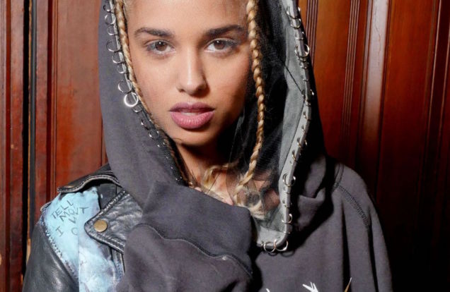 tommy-genesis-marc-jacobs-fashion-show-in-new-york-09-13-2017-5