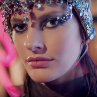 Amanda Murphy in Neon Dreams