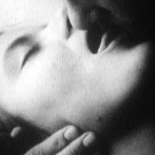 Andy-Warhol-Kiss-1963-21