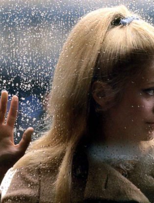 umbrellas-catherine-deneuve
