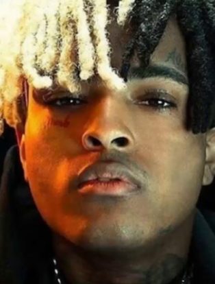 XXXtentacion blonde and black dreads