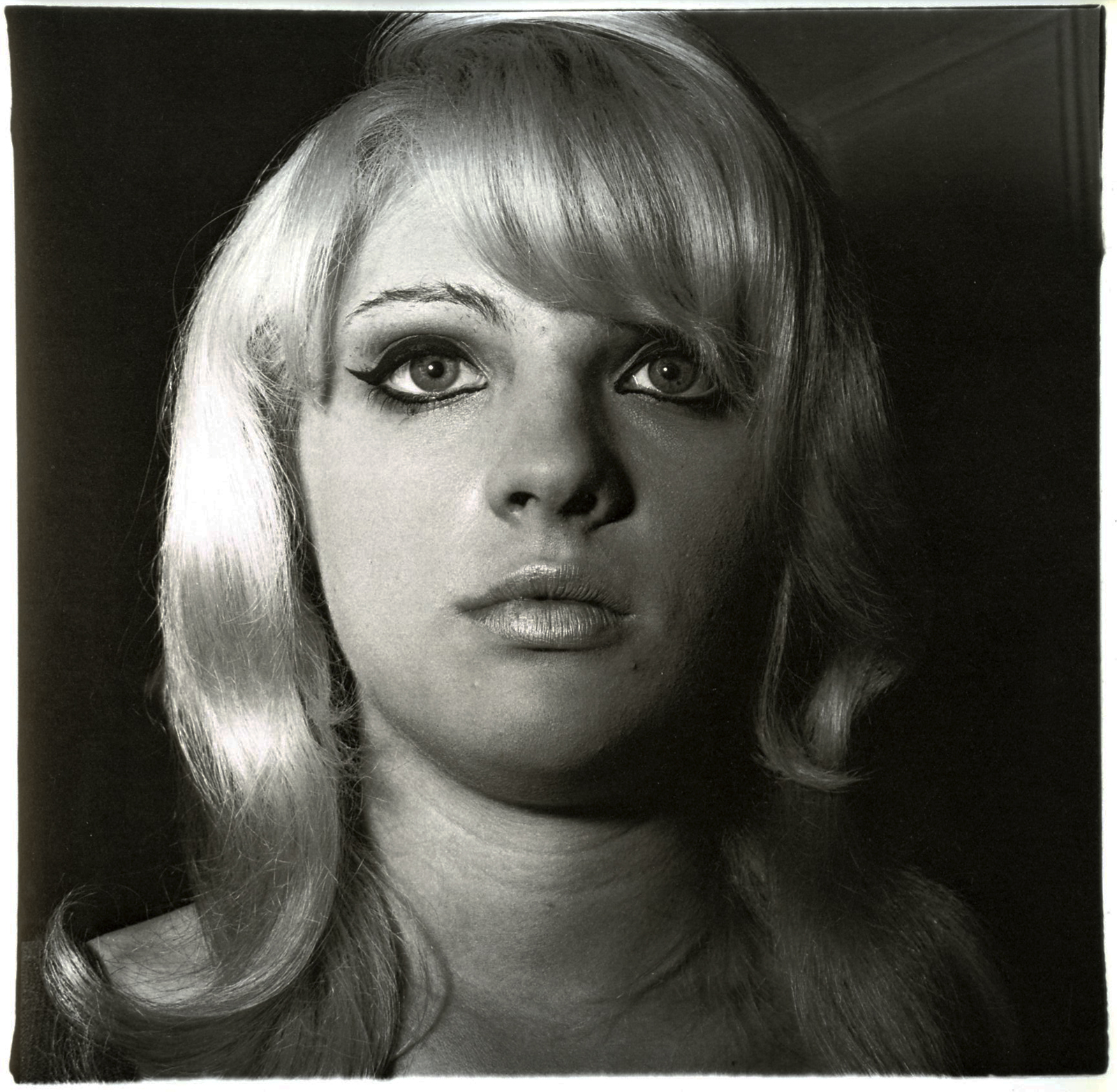 photograph of a blonde woman taken by Diane Arbus