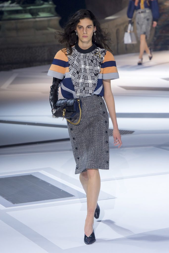 Louis Vuitton Fall 2018 runway tartan tweed