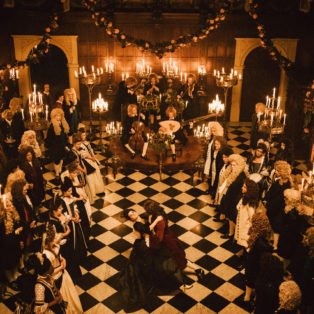 the favourite wide shot