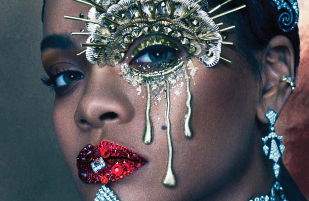 Rhianna with amazing celebrity eye makeup by makeup artist Pat McGrath