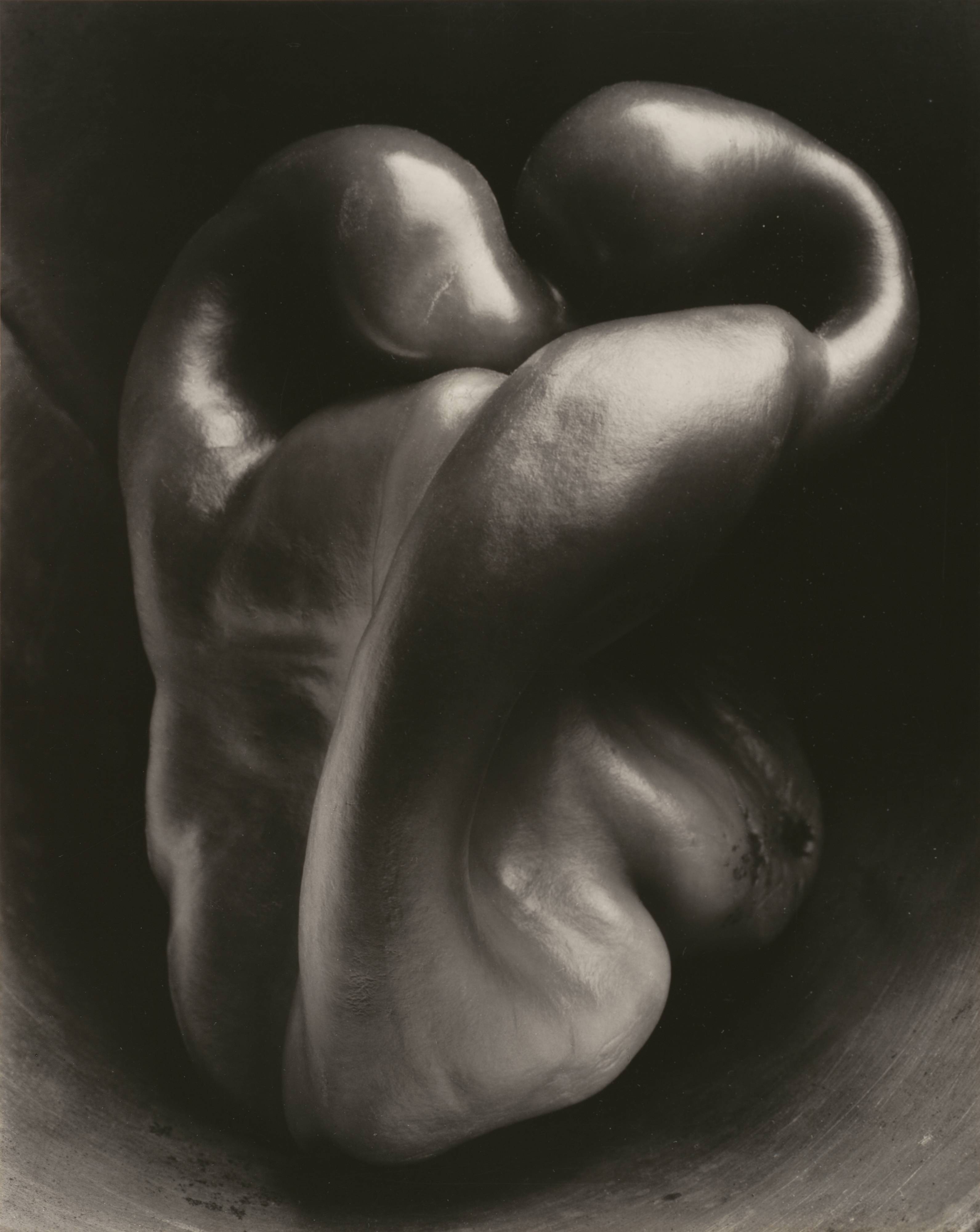 photo of a bell pepper in black and white