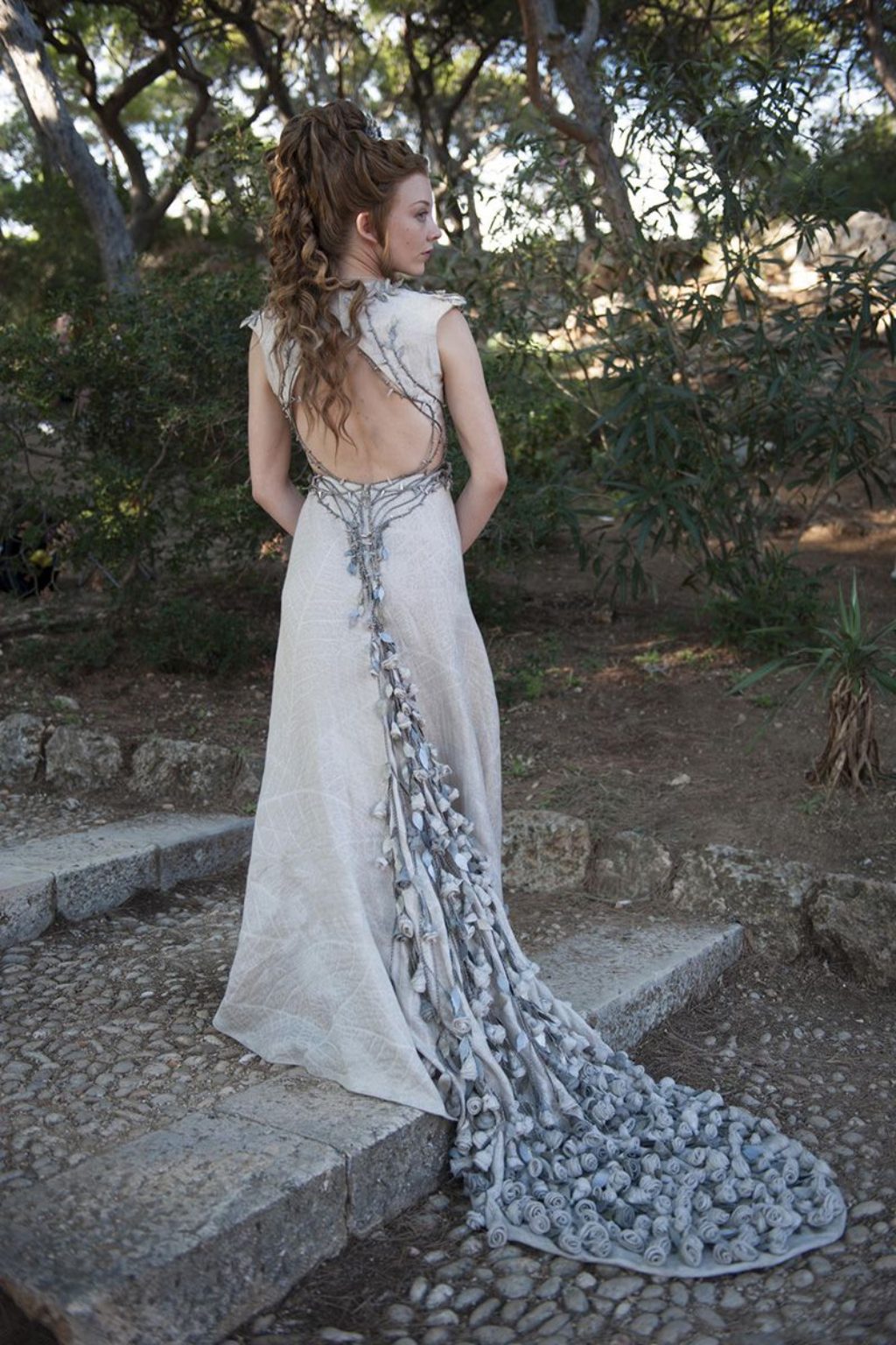 Game of Thrones Margaery Wearing a beautiful long dress and floral train