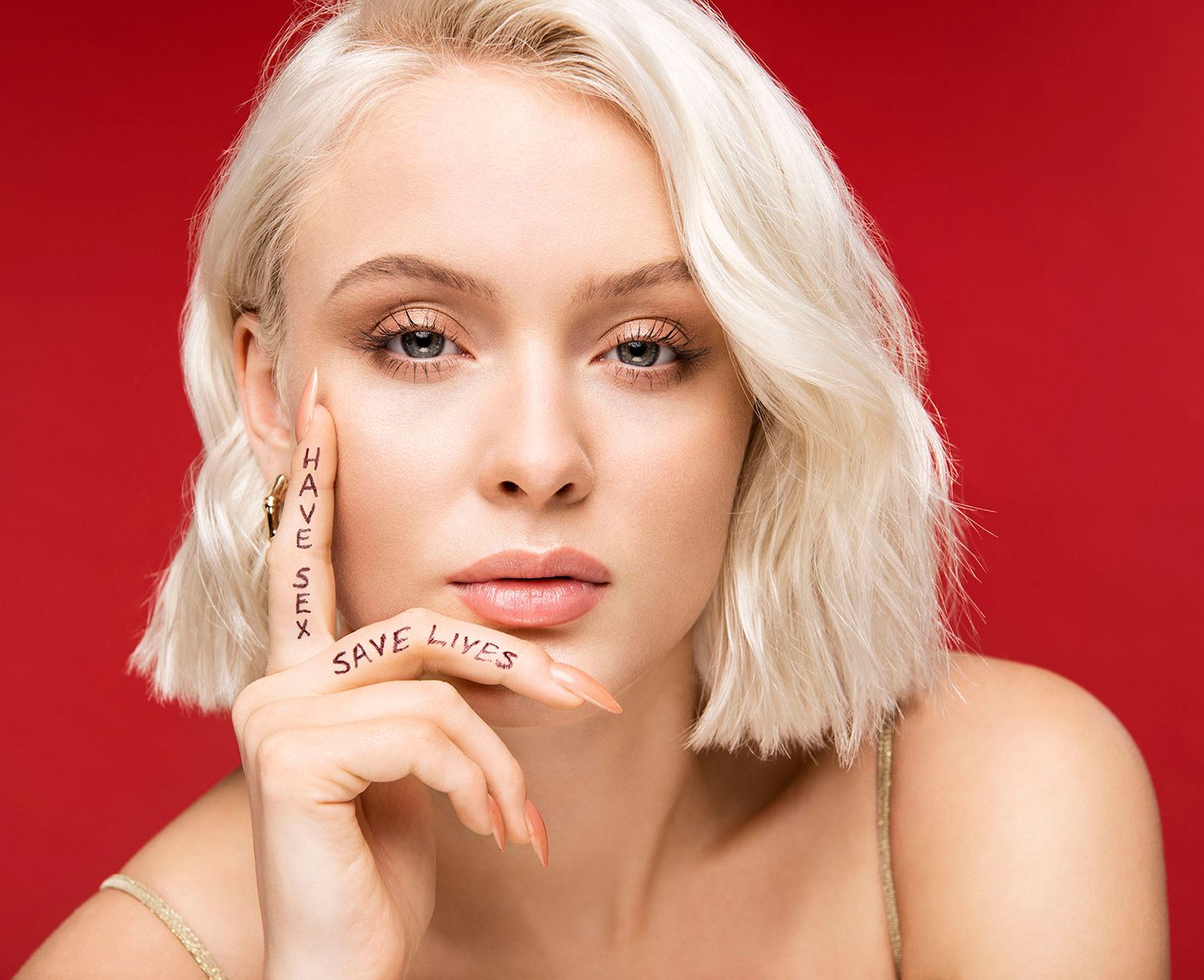 Zara Larsson Fingers Portrait