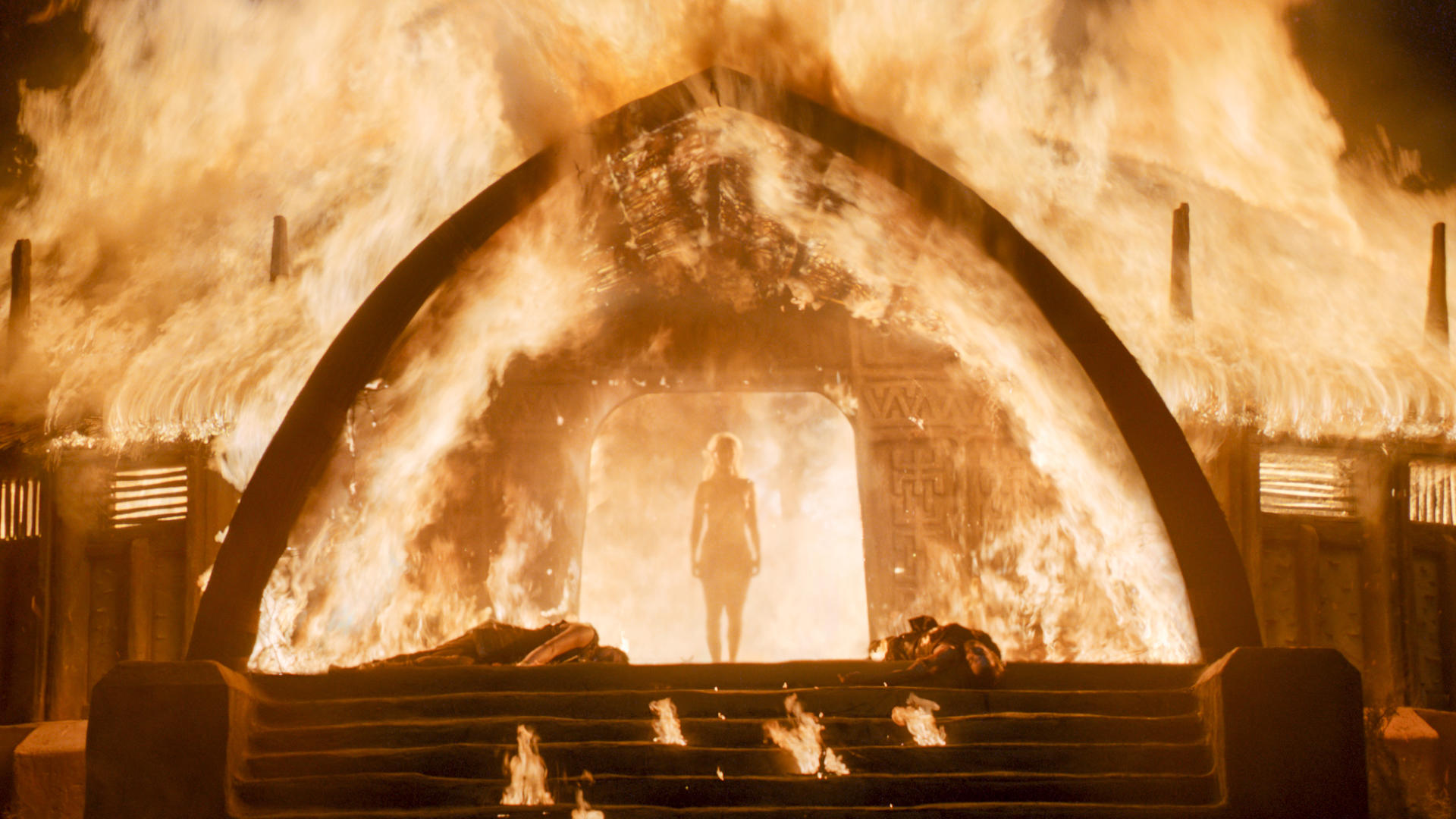 dany in the fire game of thrones