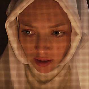 amanda seyfried holy moses