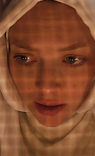 amanda seyfried holy moses