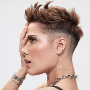 Halsey profile hand on face