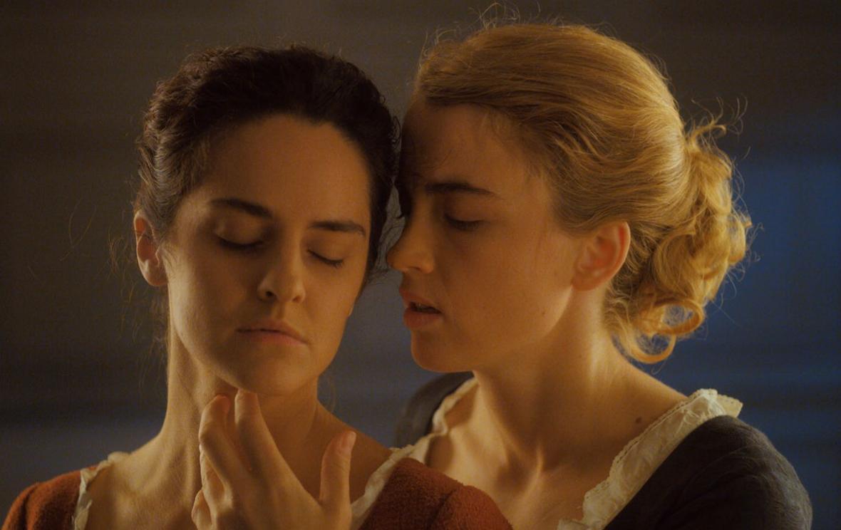 A still from A Portrait of a Lady on Fire
