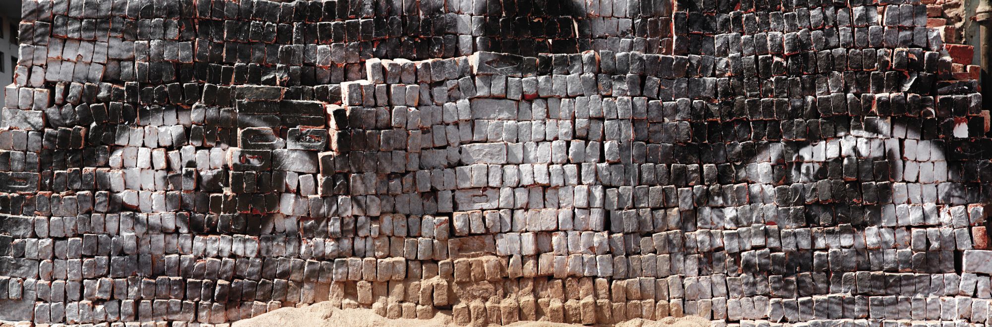 Millimètres, Women Are Heroes, Eyes on bricks, New Delhi, Inde, 2009