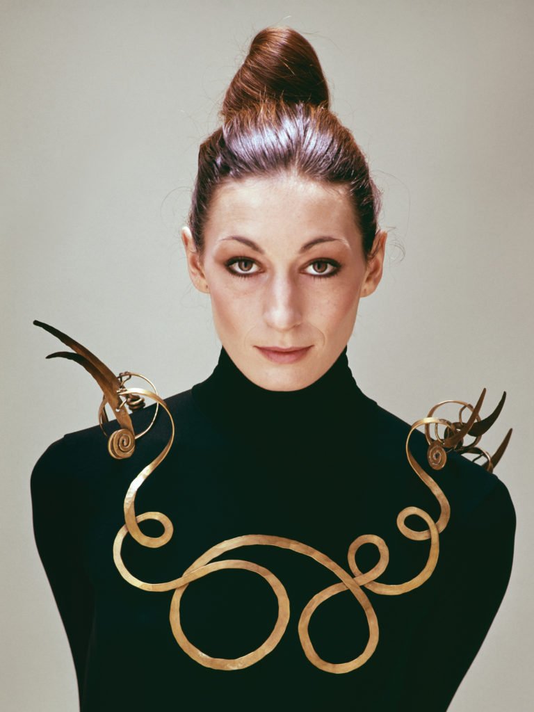 Angelica Huston courtesy of Getty Images/Evelyn Hofer