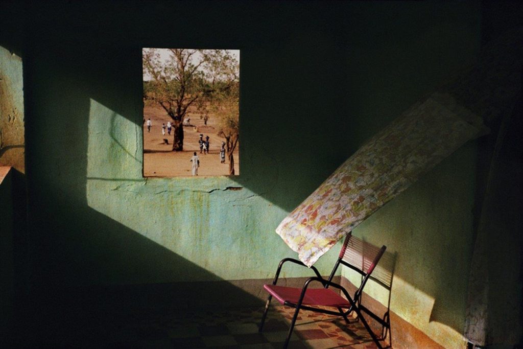 Gao, Mali ©Harry Gruyaert Courtesy of Howard Greenberg Gallery