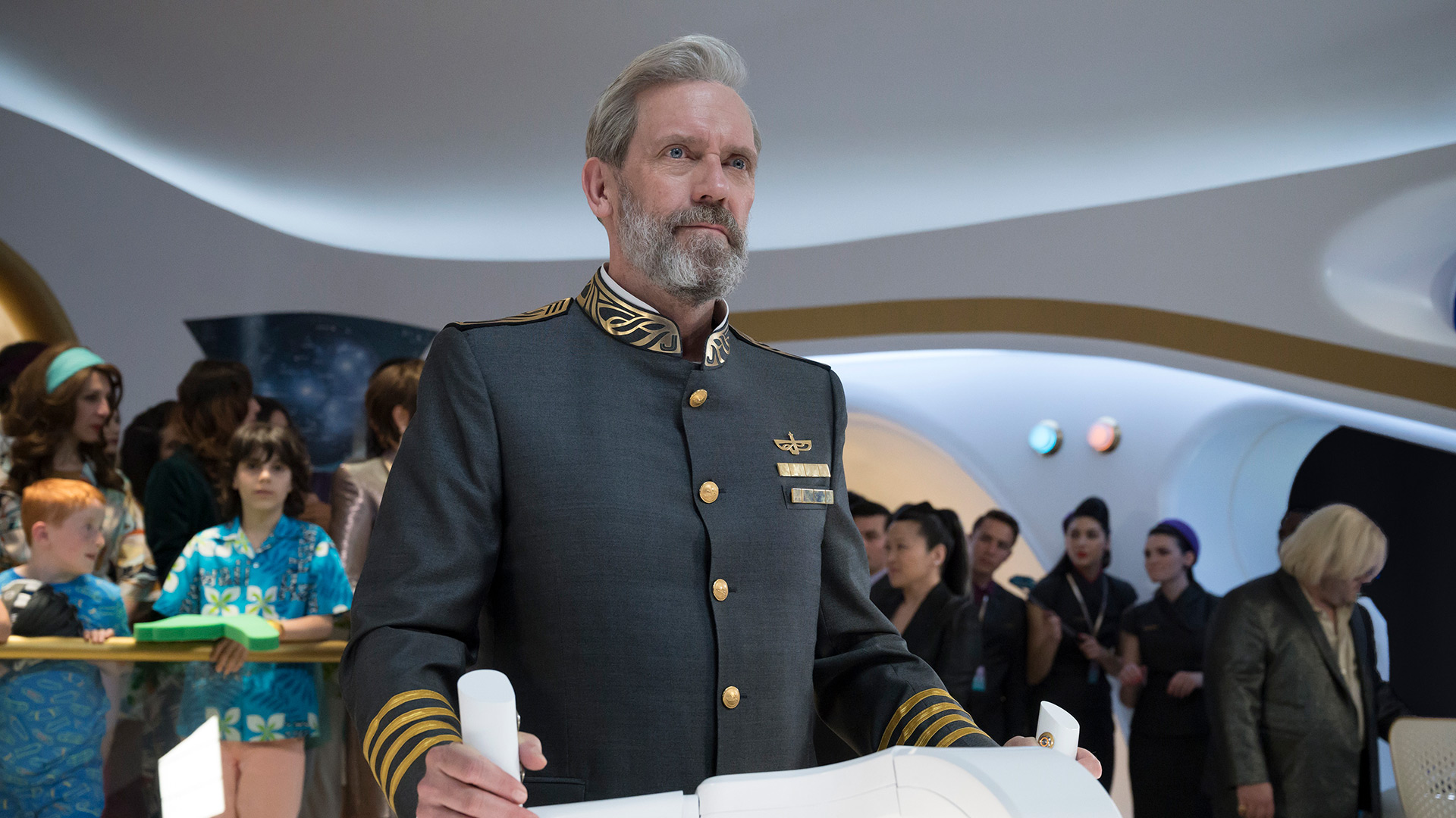 hugh laurie avenue 5