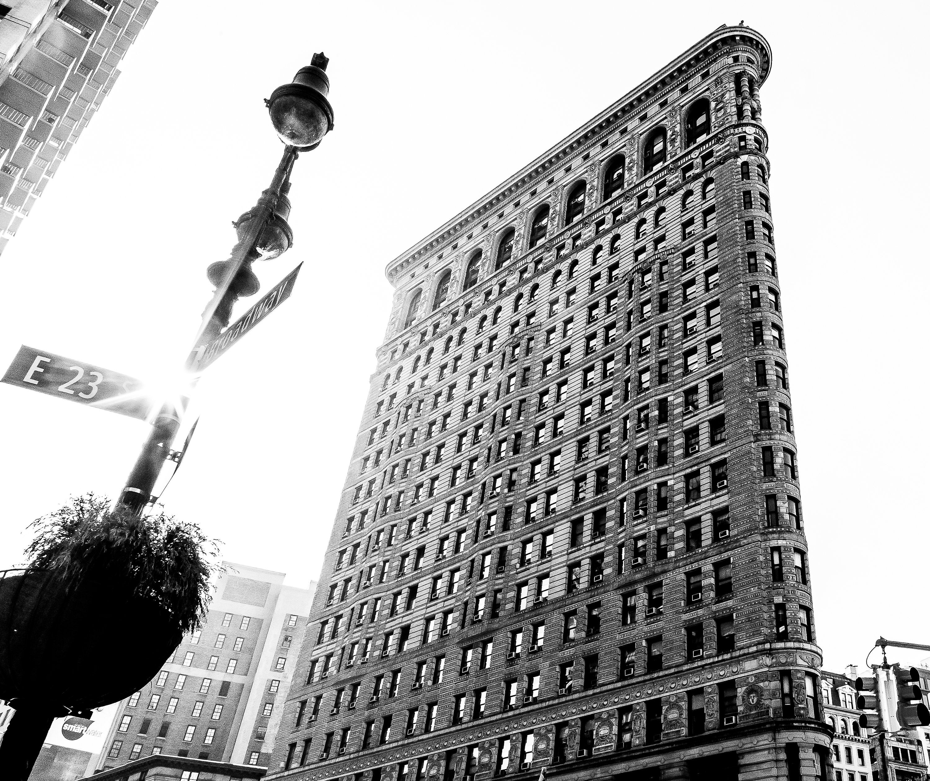 FLATIRON BUILDING